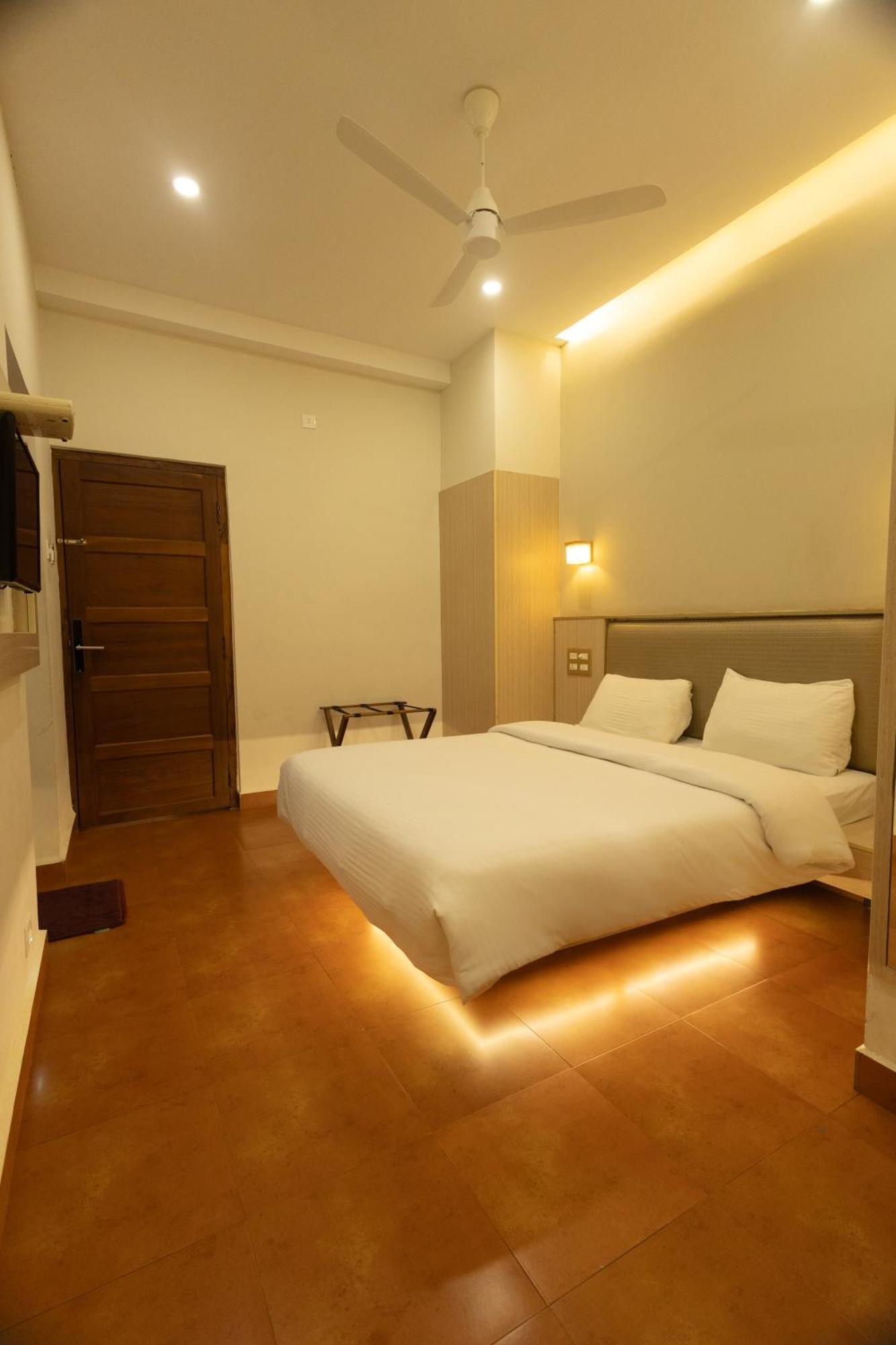 The Nisha Continental Kottayam Exterior foto